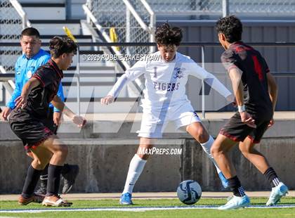 Thumbnail 1 in Mount Vernon vs. Gainesville (Sulphur Springs 4A Elite Invitational) photogallery.