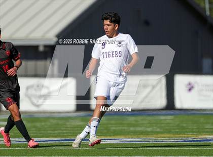 Thumbnail 2 in Mount Vernon vs. Gainesville (Sulphur Springs 4A Elite Invitational) photogallery.