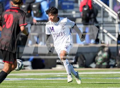 Thumbnail 2 in Mount Vernon vs. Gainesville (Sulphur Springs 4A Elite Invitational) photogallery.