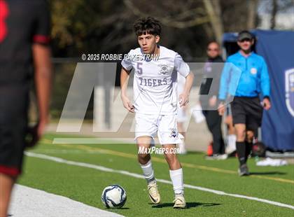 Thumbnail 1 in Mount Vernon vs. Gainesville (Sulphur Springs 4A Elite Invitational) photogallery.