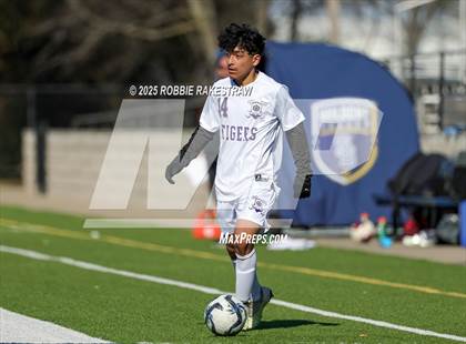 Thumbnail 3 in Mount Vernon vs. Gainesville (Sulphur Springs 4A Elite Invitational) photogallery.