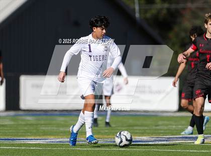 Thumbnail 1 in Mount Vernon vs. Gainesville (Sulphur Springs 4A Elite Invitational) photogallery.