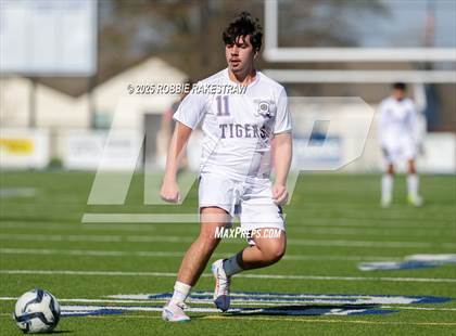 Thumbnail 2 in Mount Vernon vs. Gainesville (Sulphur Springs 4A Elite Invitational) photogallery.