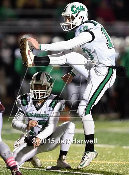 Thumbnail 1 in John F. Kennedy Catholic vs. Mogadore (OHSAA Division VII Final) photogallery.