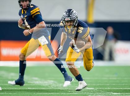 Thumbnail 2 in Mansfield Timberview vs. Highland Park (UIL 5A DI Regional Playoff) photogallery.