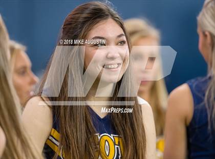 Thumbnail 2 in Mansfield Timberview vs. Highland Park (UIL 5A DI Regional Playoff) photogallery.