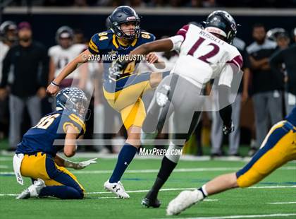 Thumbnail 3 in Mansfield Timberview vs. Highland Park (UIL 5A DI Regional Playoff) photogallery.
