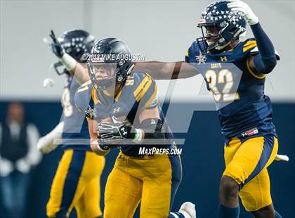 Thumbnail 2 in Mansfield Timberview vs. Highland Park (UIL 5A DI Regional Playoff) photogallery.