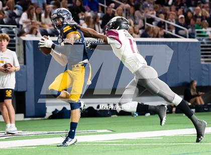 Thumbnail 3 in Mansfield Timberview vs. Highland Park (UIL 5A DI Regional Playoff) photogallery.