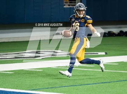 Thumbnail 3 in Mansfield Timberview vs. Highland Park (UIL 5A DI Regional Playoff) photogallery.