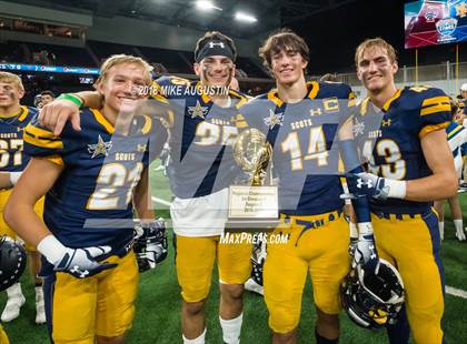 Thumbnail 1 in Mansfield Timberview vs. Highland Park (UIL 5A DI Regional Playoff) photogallery.