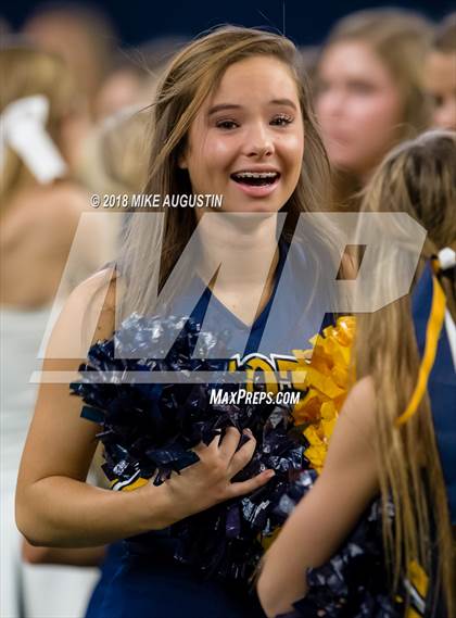 Thumbnail 2 in Mansfield Timberview vs. Highland Park (UIL 5A DI Regional Playoff) photogallery.