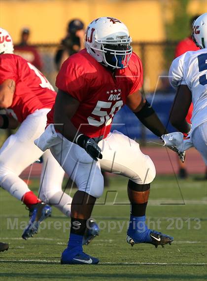 Thumbnail 1 in New Jersey vs. New York (All-Star Football Classic) photogallery.