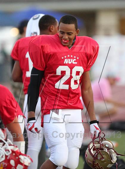 Thumbnail 1 in New Jersey vs. New York (All-Star Football Classic) photogallery.