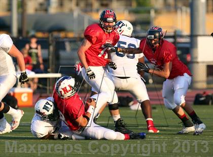 Thumbnail 2 in New Jersey vs. New York (All-Star Football Classic) photogallery.