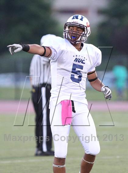 Thumbnail 1 in New Jersey vs. New York (All-Star Football Classic) photogallery.