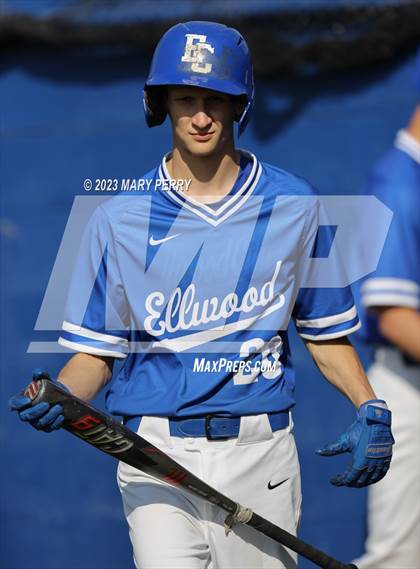 Thumbnail 3 in Shenango @ Ellwood City photogallery.