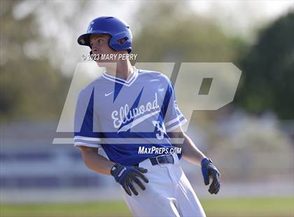 Thumbnail 3 in Shenango @ Ellwood City photogallery.