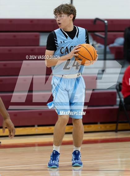 Thumbnail 3 in Cactus vs Dysart photogallery.