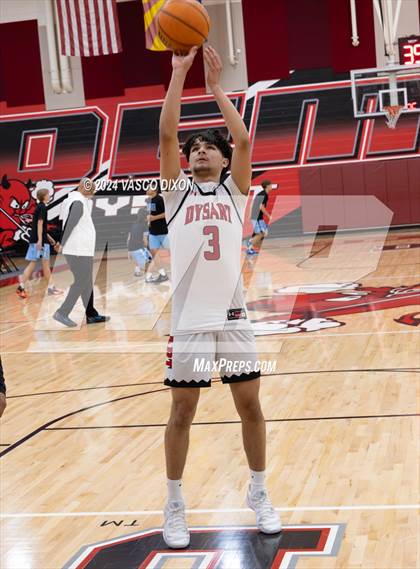 Thumbnail 3 in Cactus vs Dysart photogallery.