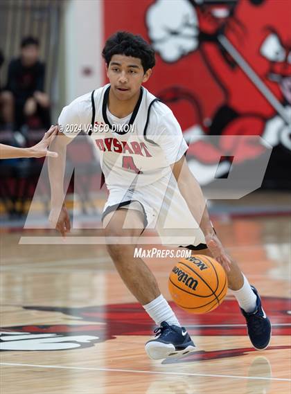 Thumbnail 1 in Cactus vs Dysart photogallery.