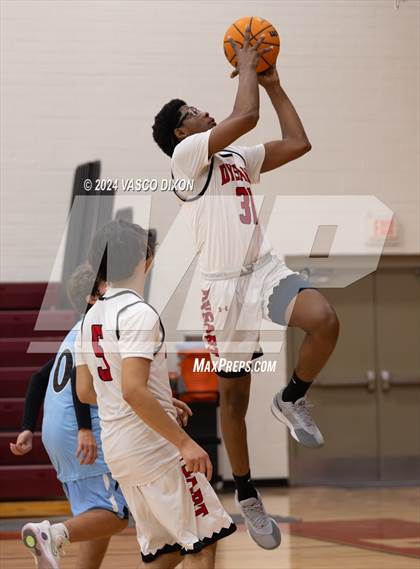 Thumbnail 3 in Cactus vs Dysart photogallery.