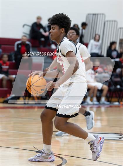 Thumbnail 3 in Cactus vs Dysart photogallery.