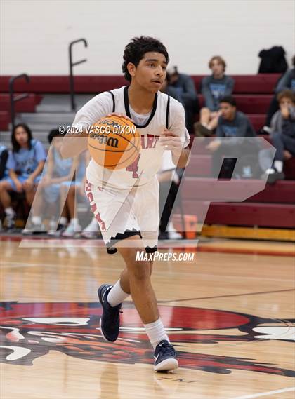Thumbnail 1 in Cactus vs Dysart photogallery.