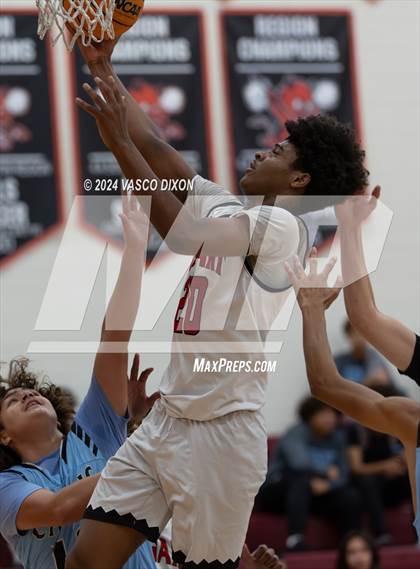 Thumbnail 2 in Cactus vs Dysart photogallery.