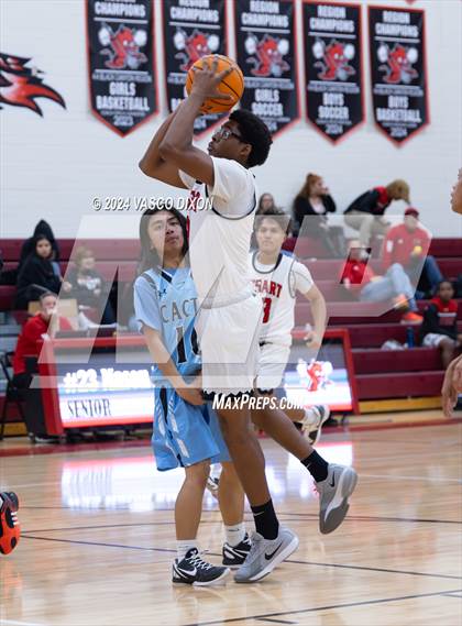 Thumbnail 1 in Cactus vs Dysart photogallery.