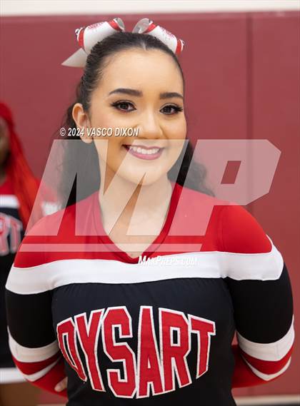Thumbnail 2 in Cactus vs Dysart photogallery.