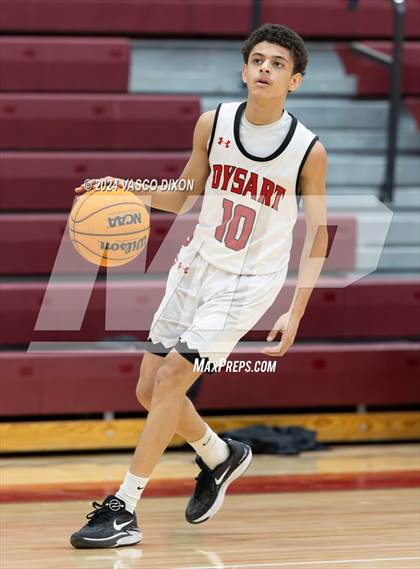 Thumbnail 2 in Cactus vs Dysart photogallery.