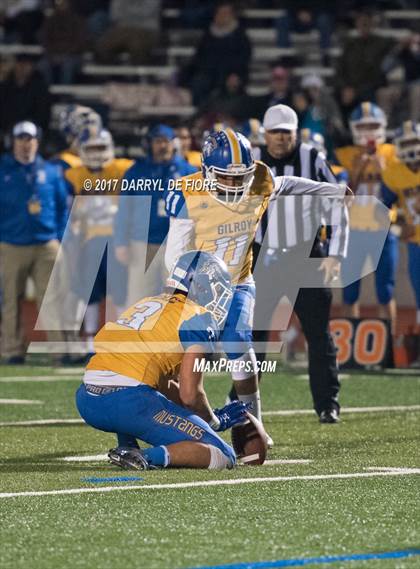 Thumbnail 1 in Gilroy vs. Menlo School (CIF CCS D5 Final) photogallery.