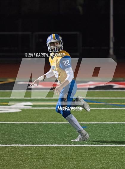 Thumbnail 2 in Gilroy vs. Menlo School (CIF CCS D5 Final) photogallery.