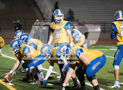 Thumbnail 1 in Gilroy vs. Menlo School (CIF CCS D5 Final) photogallery.