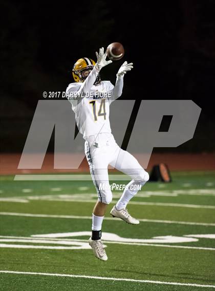 Thumbnail 1 in Gilroy vs. Menlo School (CIF CCS D5 Final) photogallery.