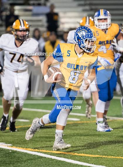 Thumbnail 2 in Gilroy vs. Menlo School (CIF CCS D5 Final) photogallery.