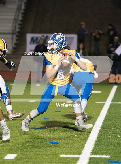 Thumbnail 3 in Gilroy vs. Menlo School (CIF CCS D5 Final) photogallery.