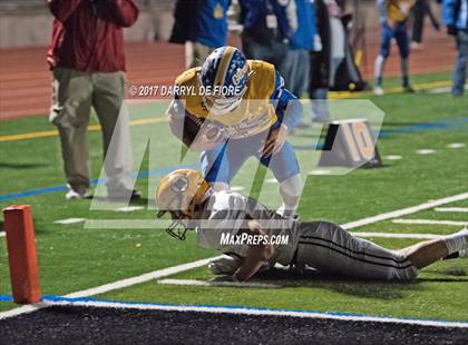 Thumbnail 2 in Gilroy vs. Menlo School (CIF CCS D5 Final) photogallery.