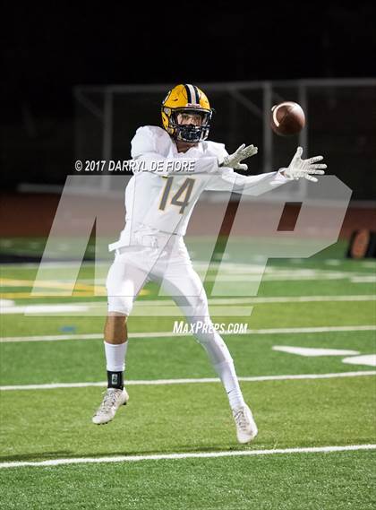 Thumbnail 2 in Gilroy vs. Menlo School (CIF CCS D5 Final) photogallery.