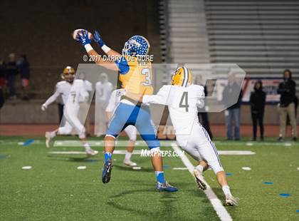 Thumbnail 2 in Gilroy vs. Menlo School (CIF CCS D5 Final) photogallery.
