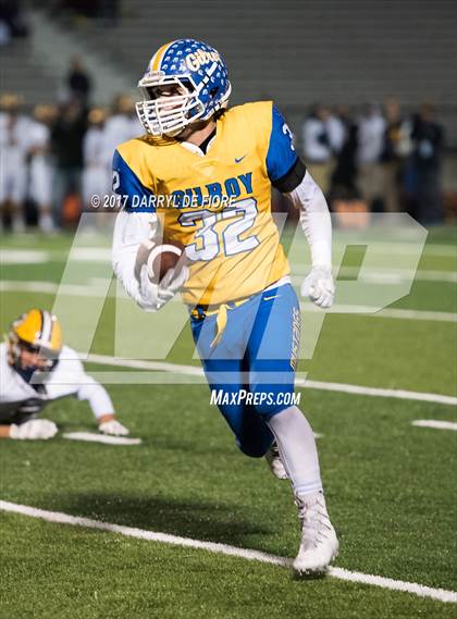 Thumbnail 3 in Gilroy vs. Menlo School (CIF CCS D5 Final) photogallery.