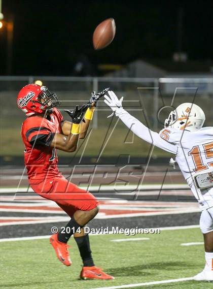 Thumbnail 2 in Bowie @ Cedar Hill photogallery.