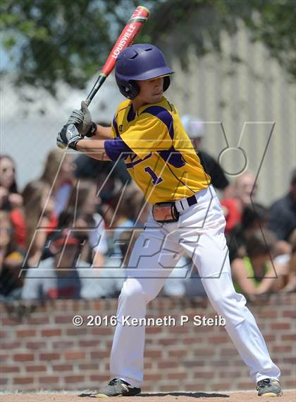 Thumbnail 3 in Lutcher @ Brusly (LHSAA 3A Quarterfinal G2) photogallery.