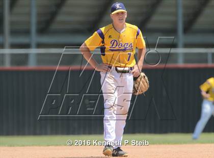Thumbnail 2 in Lutcher @ Brusly (LHSAA 3A Quarterfinal G2) photogallery.