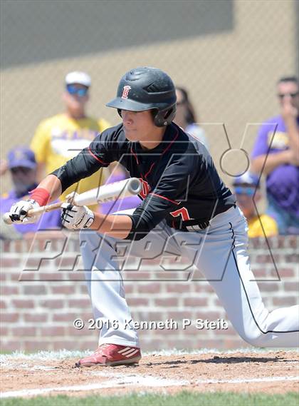 Thumbnail 3 in Lutcher @ Brusly (LHSAA 3A Quarterfinal G2) photogallery.