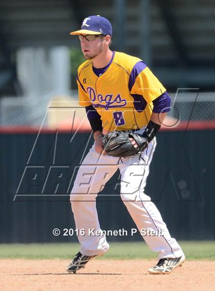 Thumbnail 3 in Lutcher @ Brusly (LHSAA 3A Quarterfinal G2) photogallery.