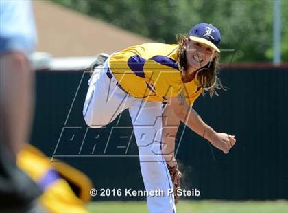 Thumbnail 2 in Lutcher @ Brusly (LHSAA 3A Quarterfinal G2) photogallery.