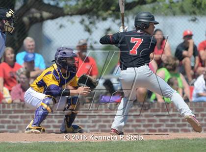 Thumbnail 2 in Lutcher @ Brusly (LHSAA 3A Quarterfinal G2) photogallery.
