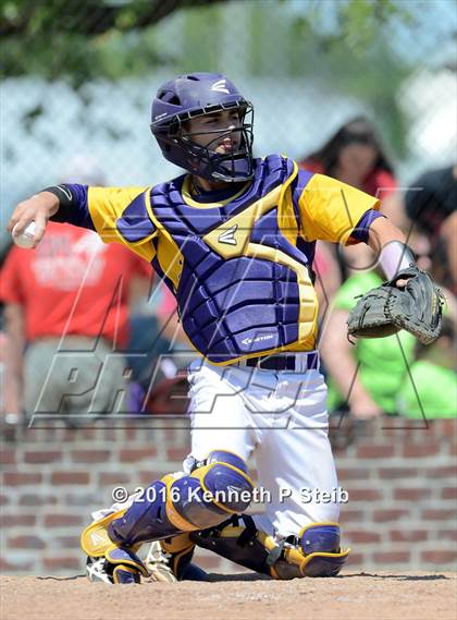 Thumbnail 2 in Lutcher @ Brusly (LHSAA 3A Quarterfinal G2) photogallery.